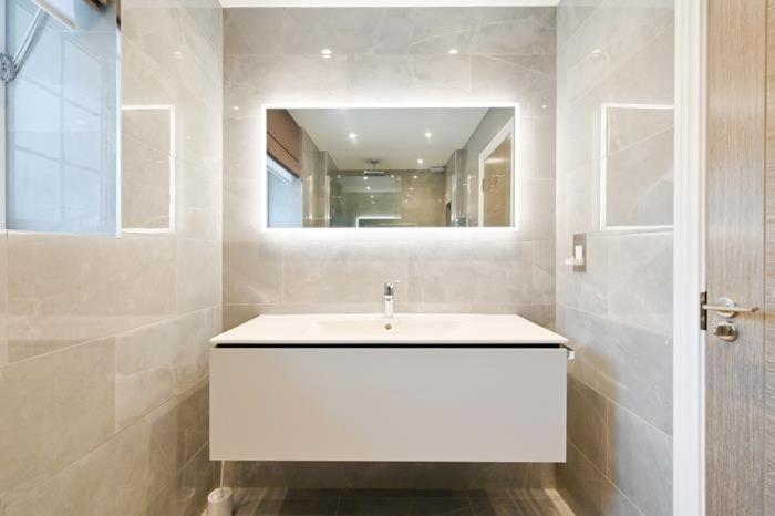 Ultra Luxury 3 Bed Mayfair Apartment ロンドン エクステリア 写真